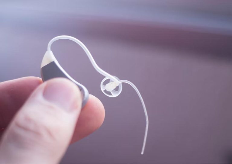 La Vida Útil de los Audífonos: Cuidados y Recomendaciones para Prolongar su Duración